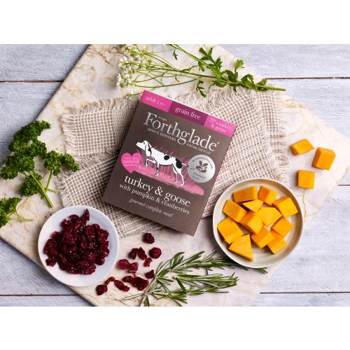 Forthglade Gourmet Turkey & Goose With Pumpkin & Cranberry Adult Dog Food - Image 3
